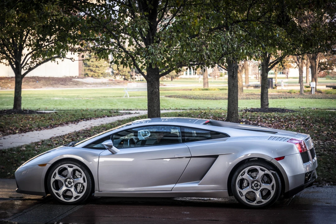 2004 Lamborghini Gallardo - Image 26 of 31