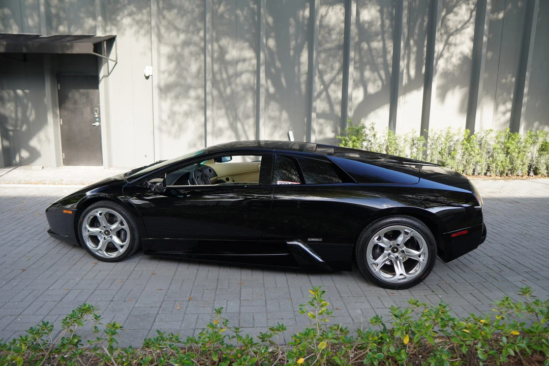 2004 Lamborghini Murcielago - Image 10 of 31