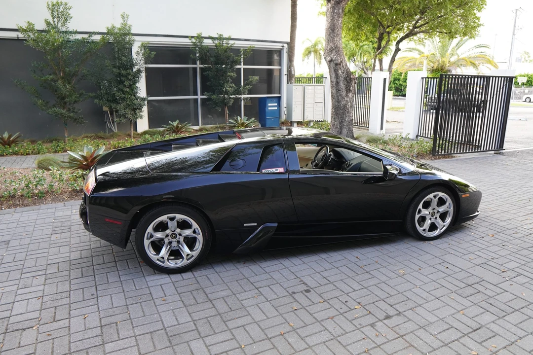 2004 Lamborghini Murcielago - Image 25 of 31