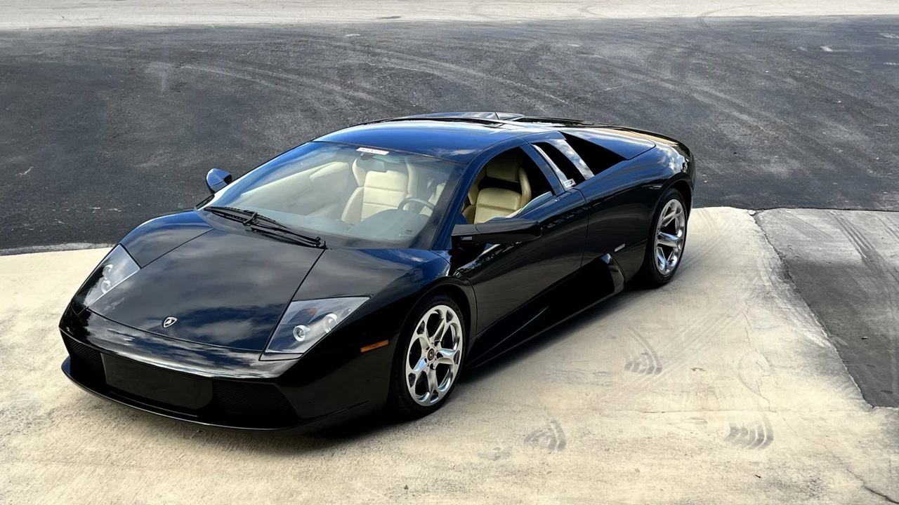 2004 Lamborghini Murcielago - Image 2 of 31
