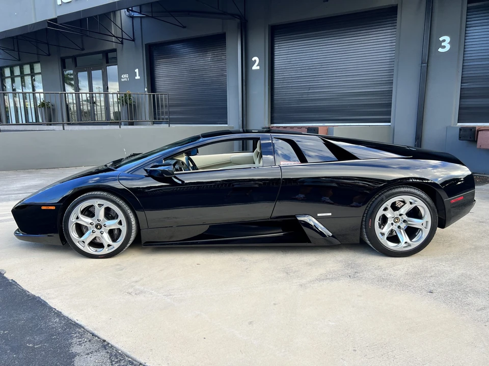 2004 Lamborghini Murcielago - Image 8 of 31