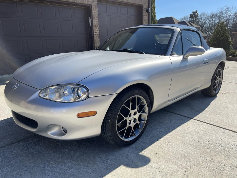 2004 Mazda NB MX-5 Miata - Image 9 of 31