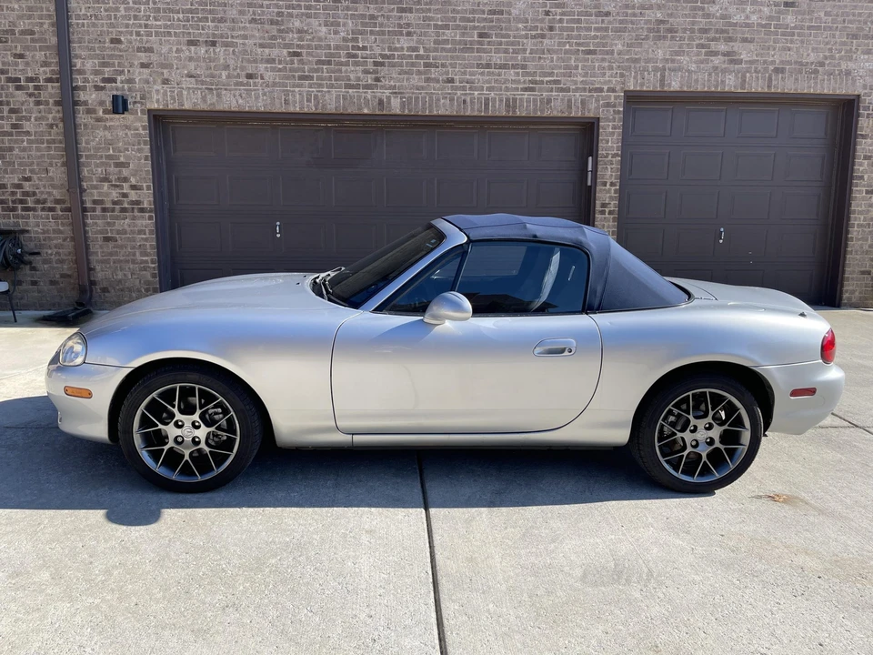 2004 Mazda NB MX-5 Miata - Image 13 of 31