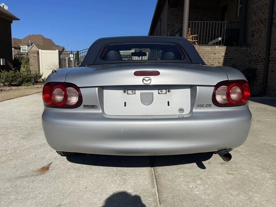 2004 Mazda NB MX-5 Miata - Image 20 of 31