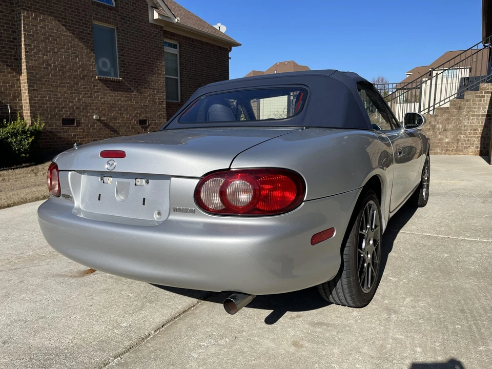 2004 Mazda NB MX-5 Miata - Image 24 of 31
