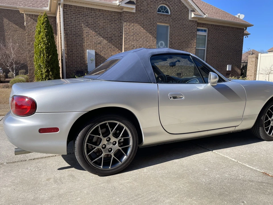 2004 Mazda NB MX-5 Miata - Image 26 of 31