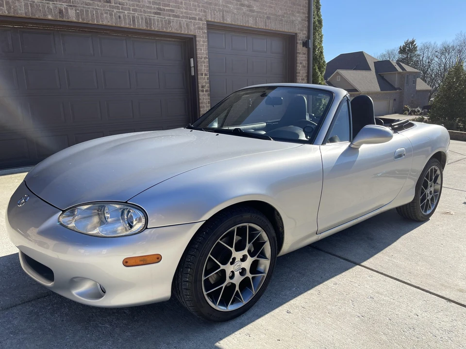 2004 Mazda NB MX-5 Miata - Image 11 of 31