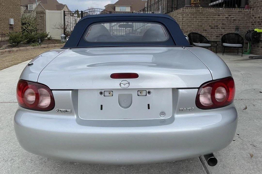 2004 Mazda NB MX-5 Miata - Image 22 of 31