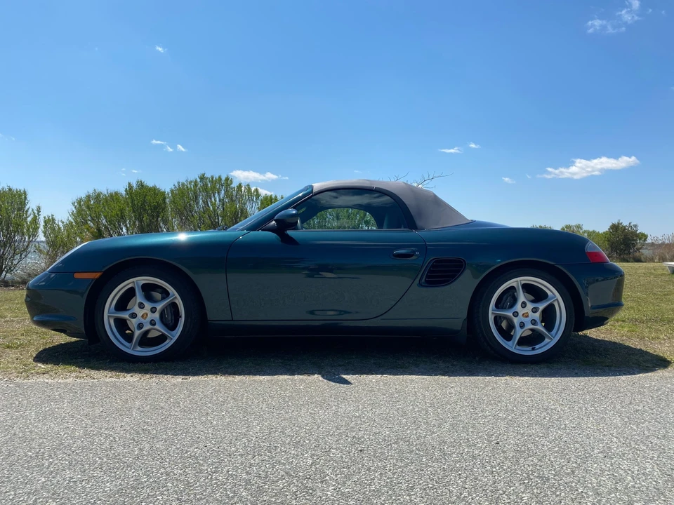 2004 Porsche 986 Boxster - Image 9 of 31