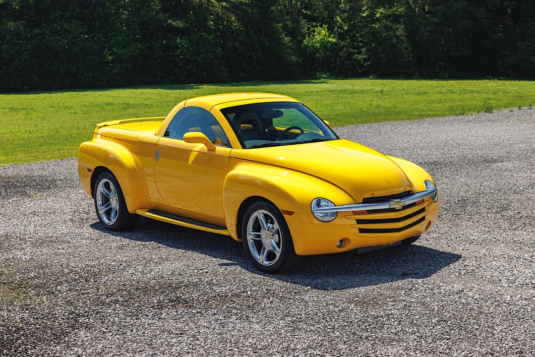 2005 Chevrolet SSR - Image 27 of 31