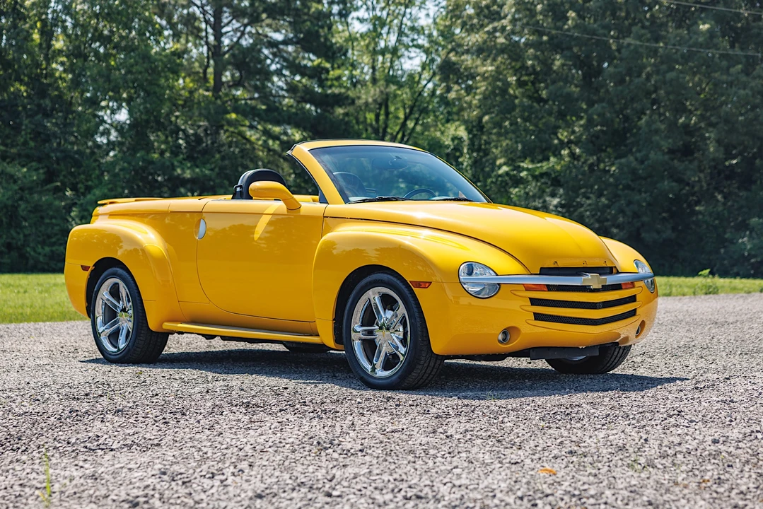 2005 Chevrolet SSR - Image 6 of 31