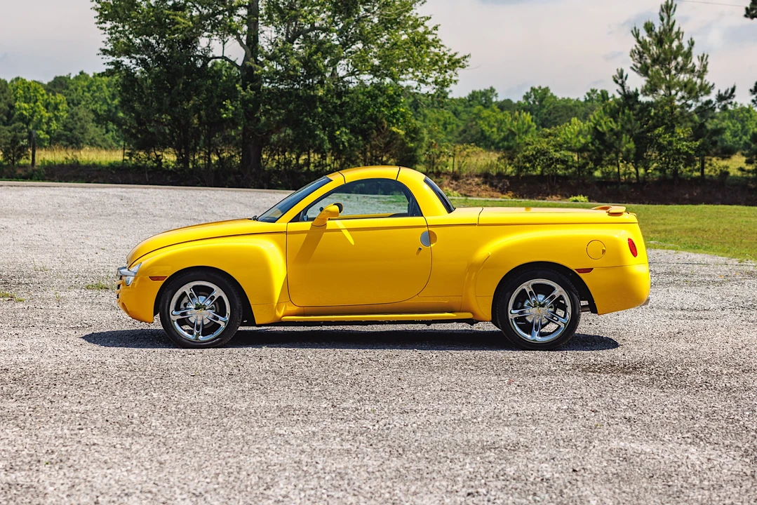 2005 Chevrolet SSR - Image 21 of 31