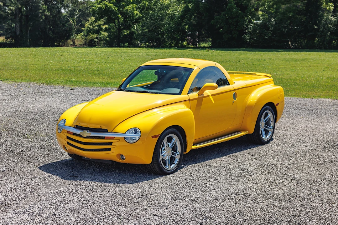 2005 Chevrolet SSR - Image 24 of 31