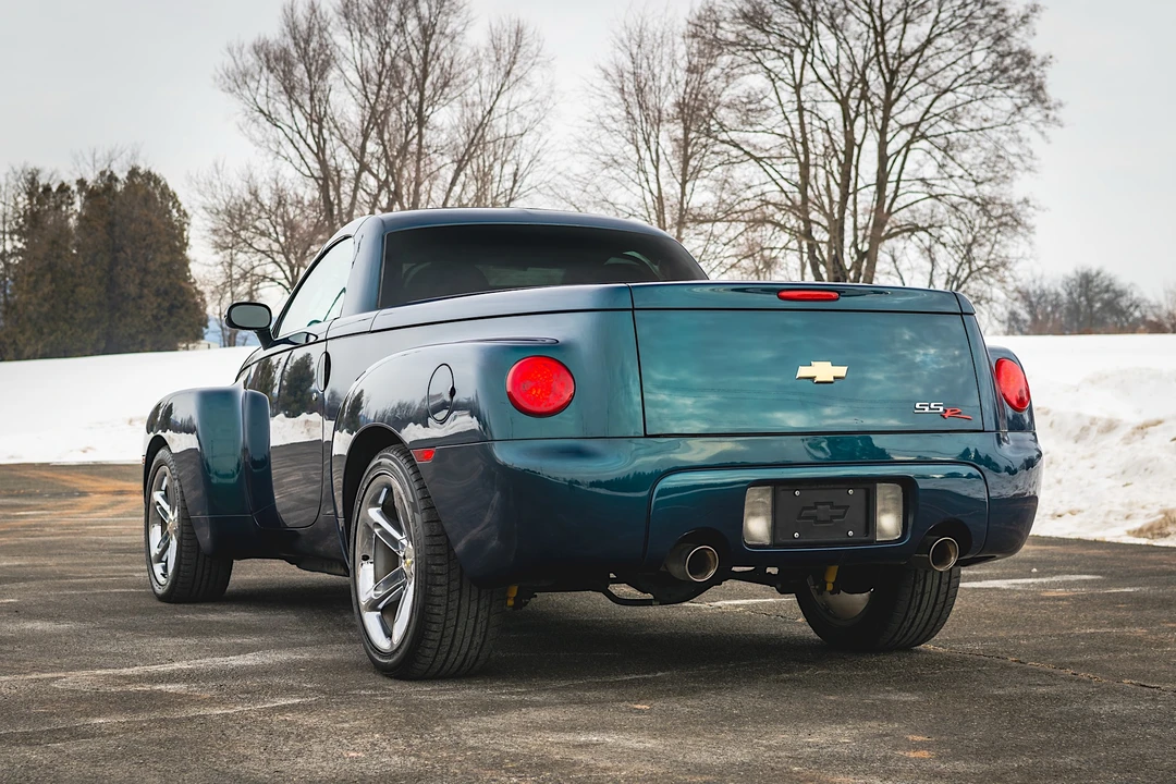 2005 Chevrolet SSR - Image 26 of 31