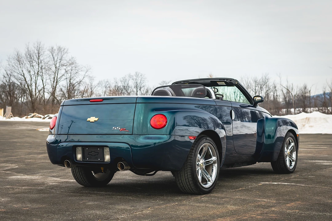 2005 Chevrolet SSR - Image 17 of 31