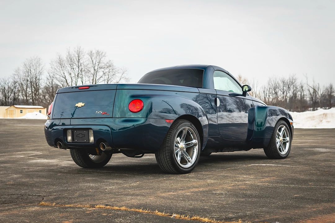 2005 Chevrolet SSR - Image 21 of 31