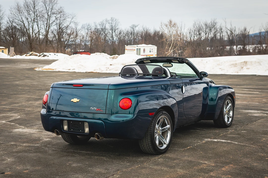 2005 Chevrolet SSR - Image 23 of 31