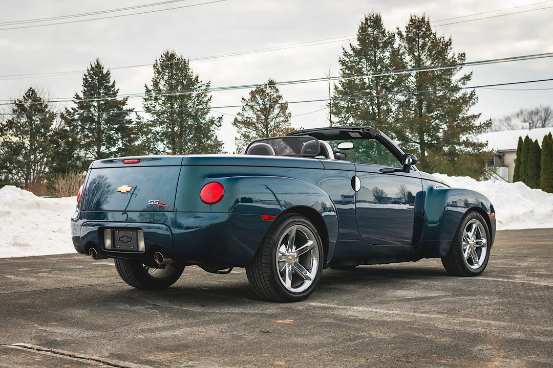 2005 Chevrolet SSR - Image 29 of 31