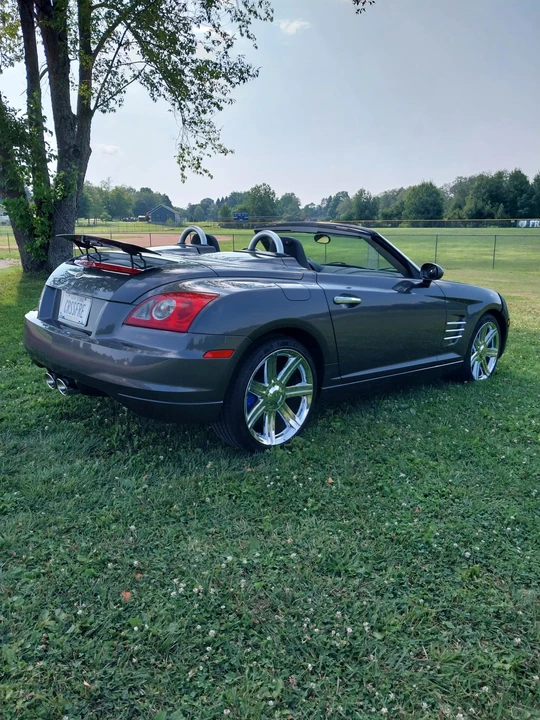2005 Chrysler Crossfire - Image 7 of 31