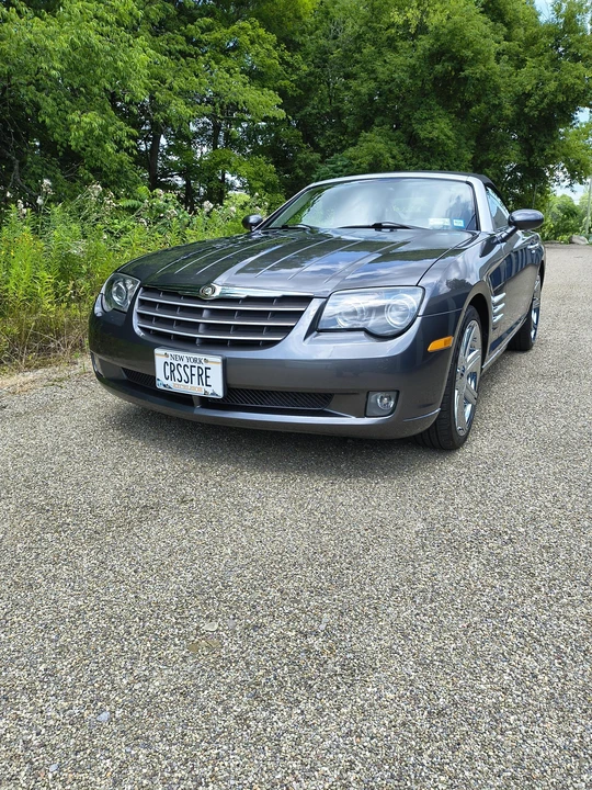 2005 Chrysler Crossfire - Image 2 of 31