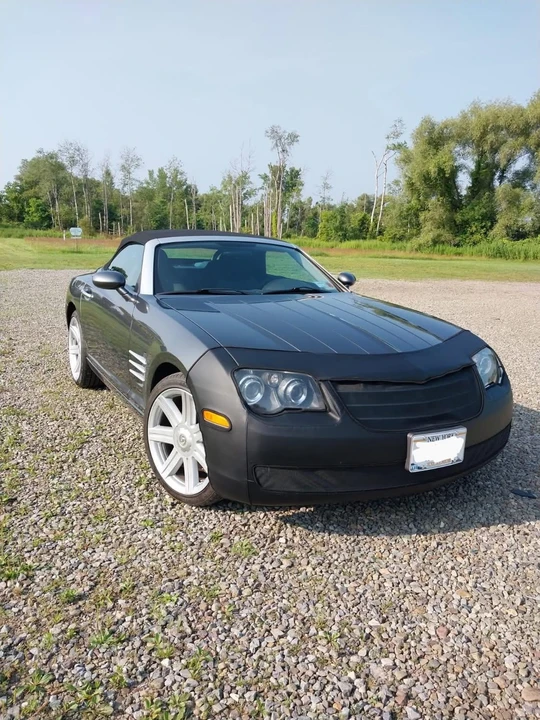 2005 Chrysler Crossfire - Image 9 of 31