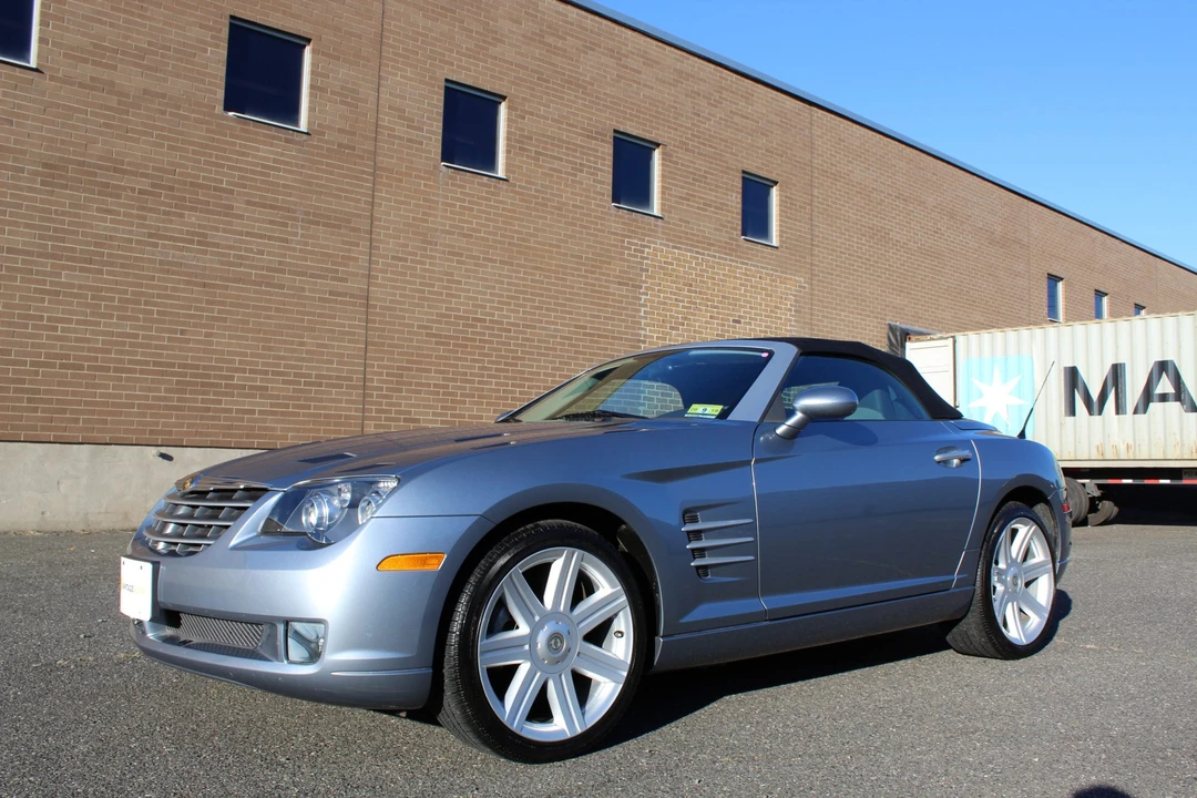 2005 Chrysler Crossfire - Image 7 of 31