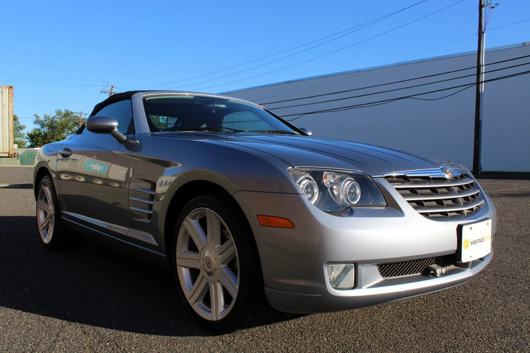 2005 Chrysler Crossfire - Image 3 of 31