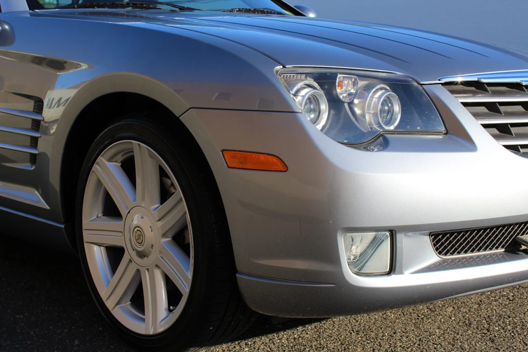 2005 Chrysler Crossfire - Image 18 of 31