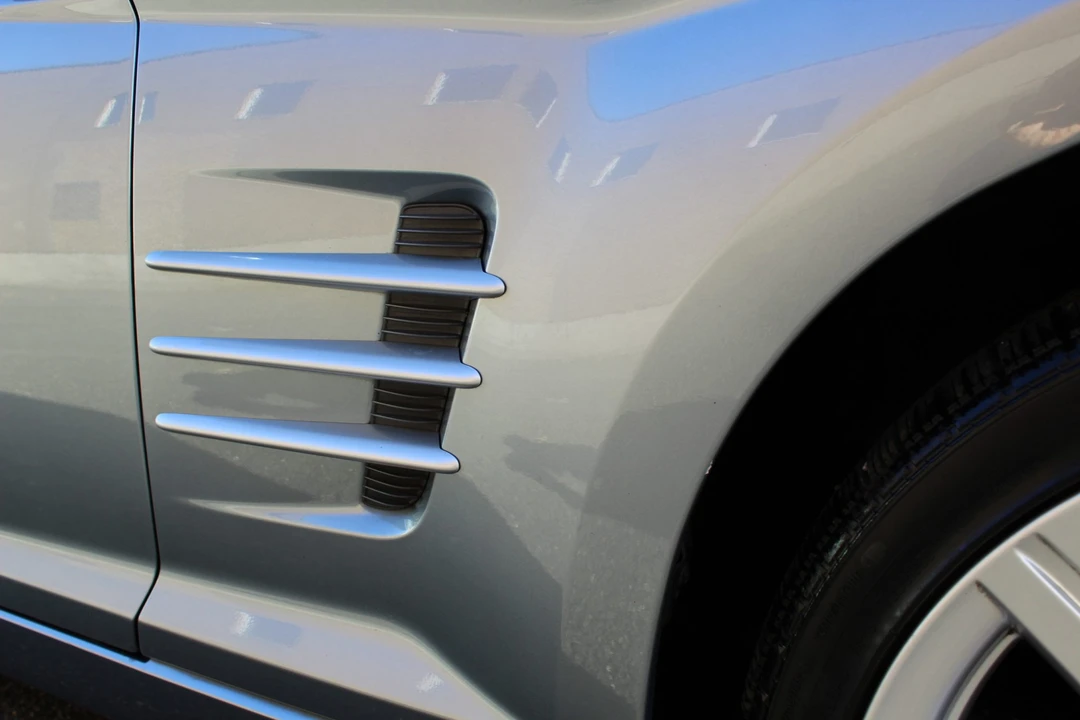 2005 Chrysler Crossfire - Image 24 of 31
