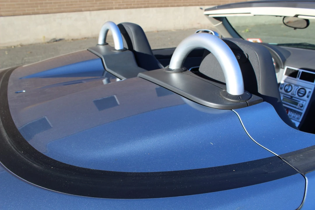 2005 Chrysler Crossfire - Image 31 of 31