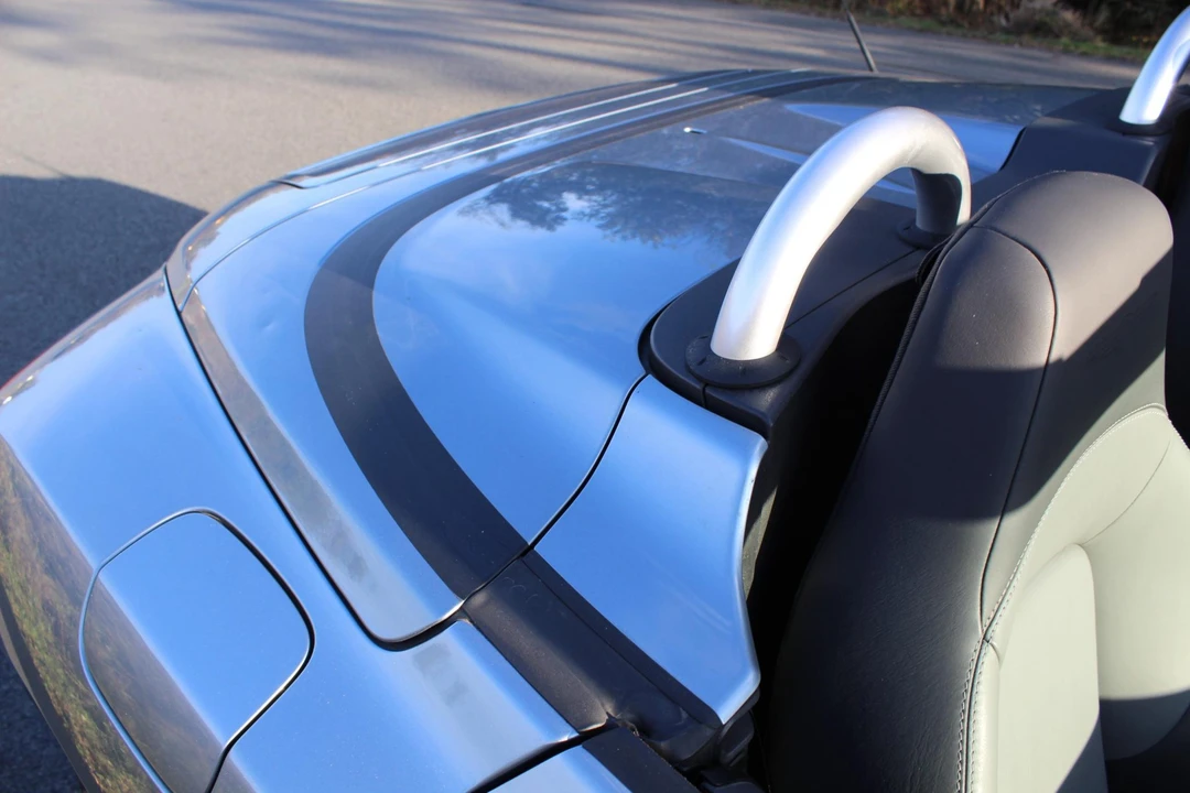 2005 Chrysler Crossfire - Image 30 of 31