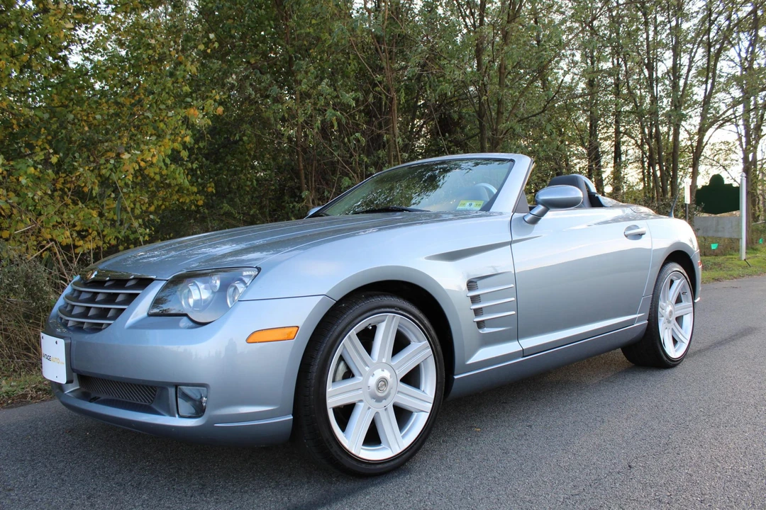 2005 Chrysler Crossfire - Image 5 of 31