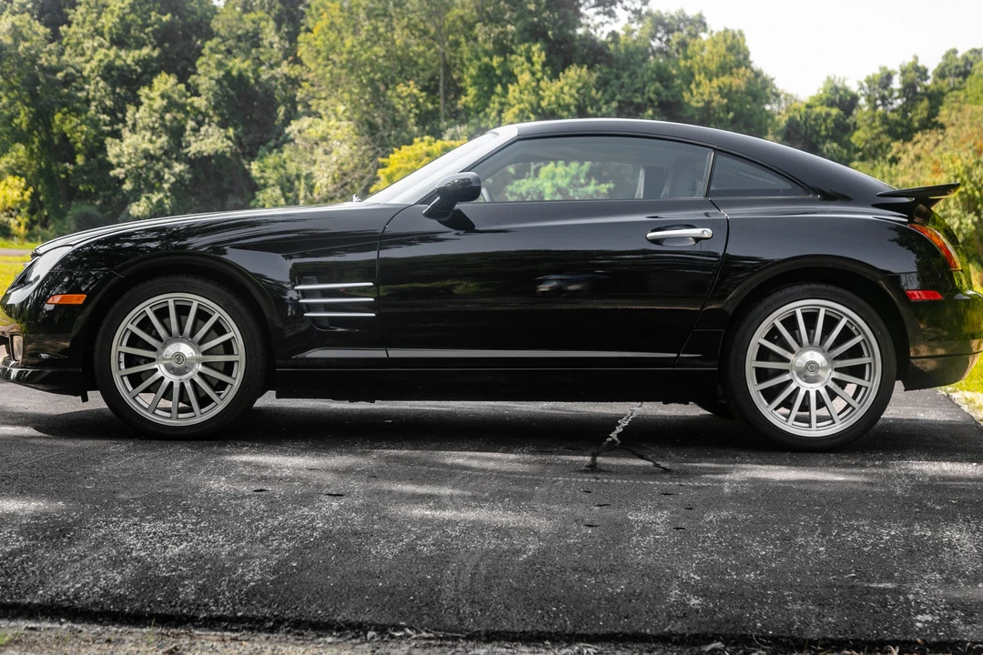 2005 Chrysler Crossfire - Image 3 of 31