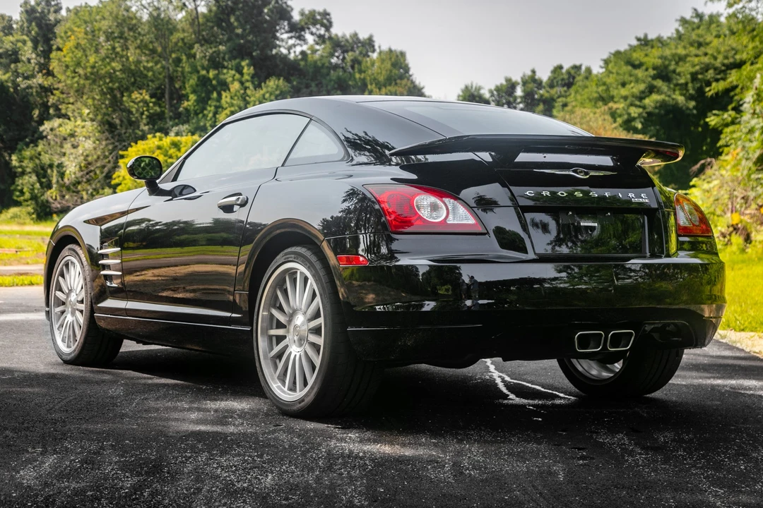 2005 Chrysler Crossfire - Image 4 of 31