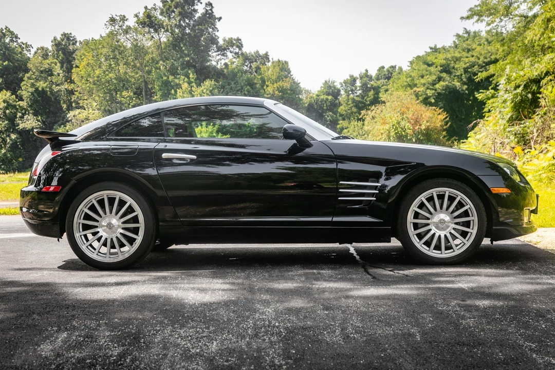 2005 Chrysler Crossfire - Image 7 of 31