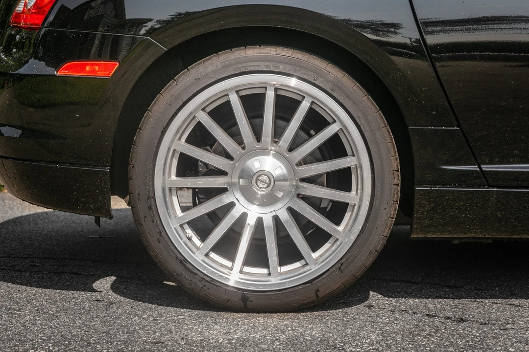 2005 Chrysler Crossfire - Image 29 of 31