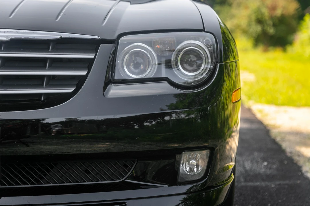 2005 Chrysler Crossfire - Image 16 of 31