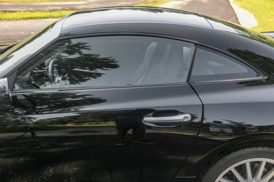 2005 Chrysler Crossfire - Image 19 of 31