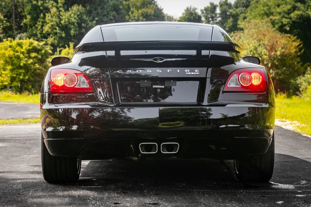 2005 Chrysler Crossfire - Image 23 of 31