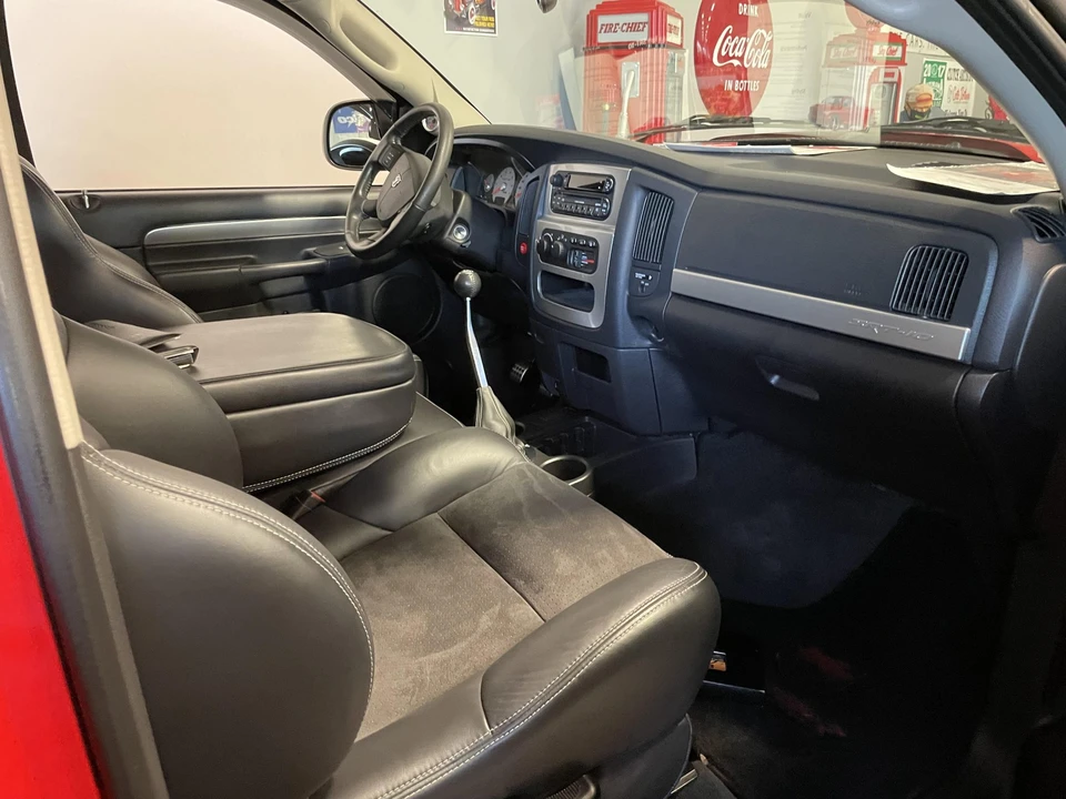 2005 Dodge Ram SRT-10 3rd Gen - Image 23 of 31