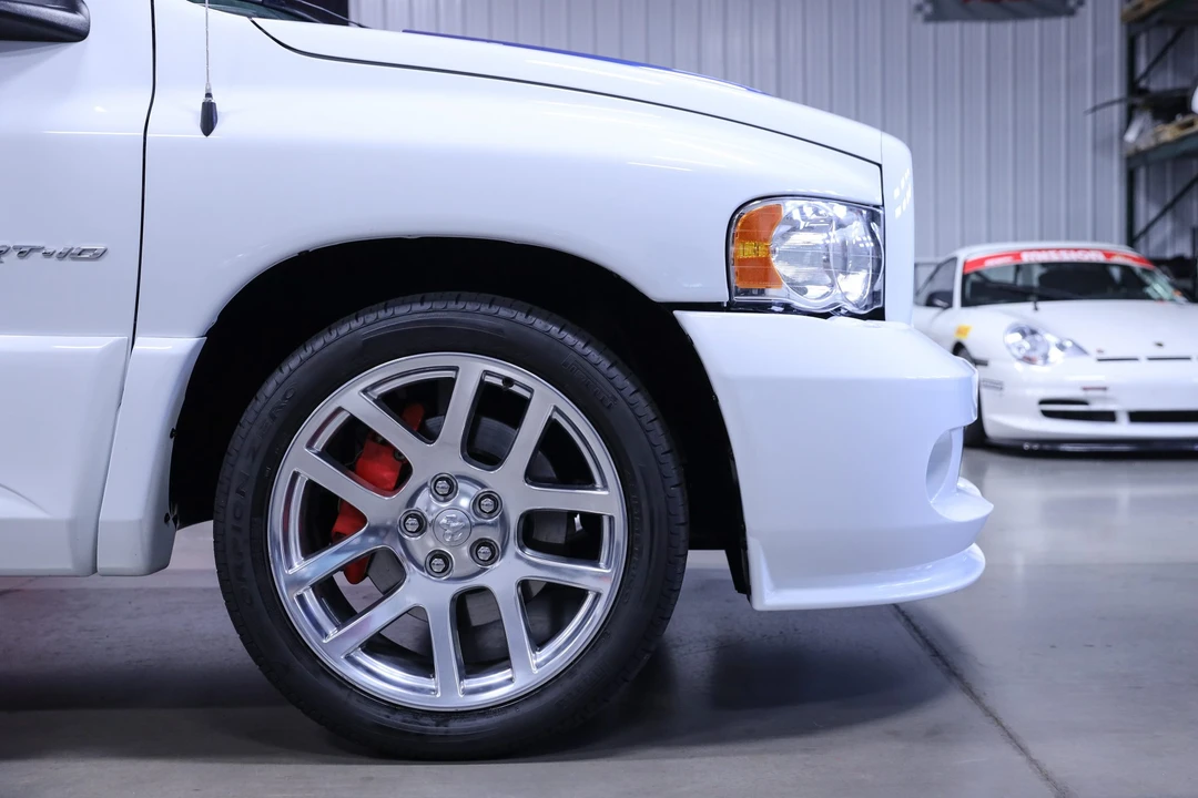 2005 Dodge Ram SRT-10 3rd Gen - Image 16 of 31