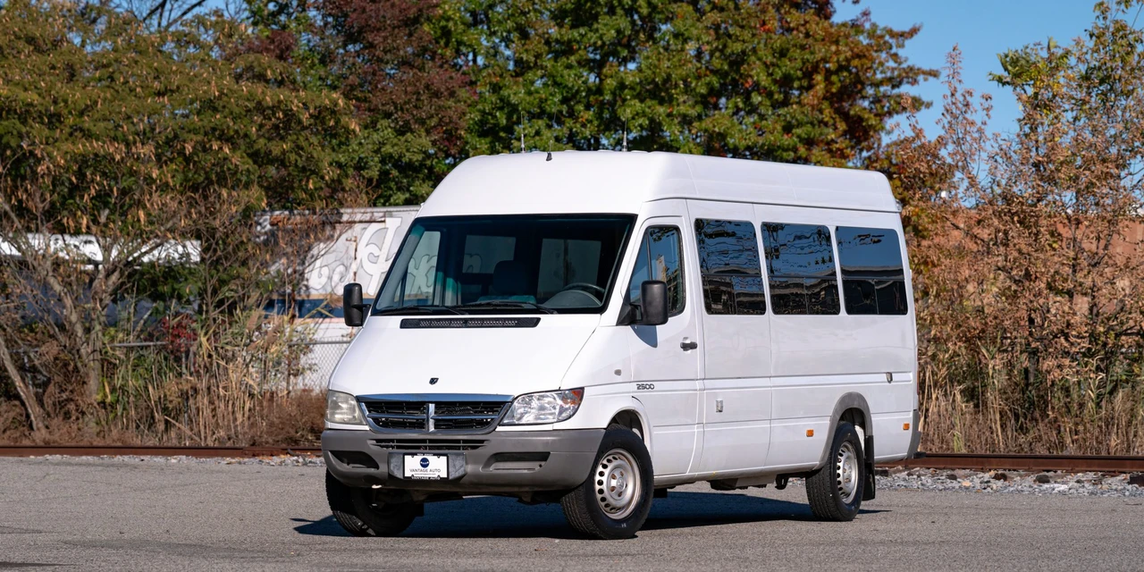 2005 Mercedes-Benz T1N Sprinter - Image 2 of 31
