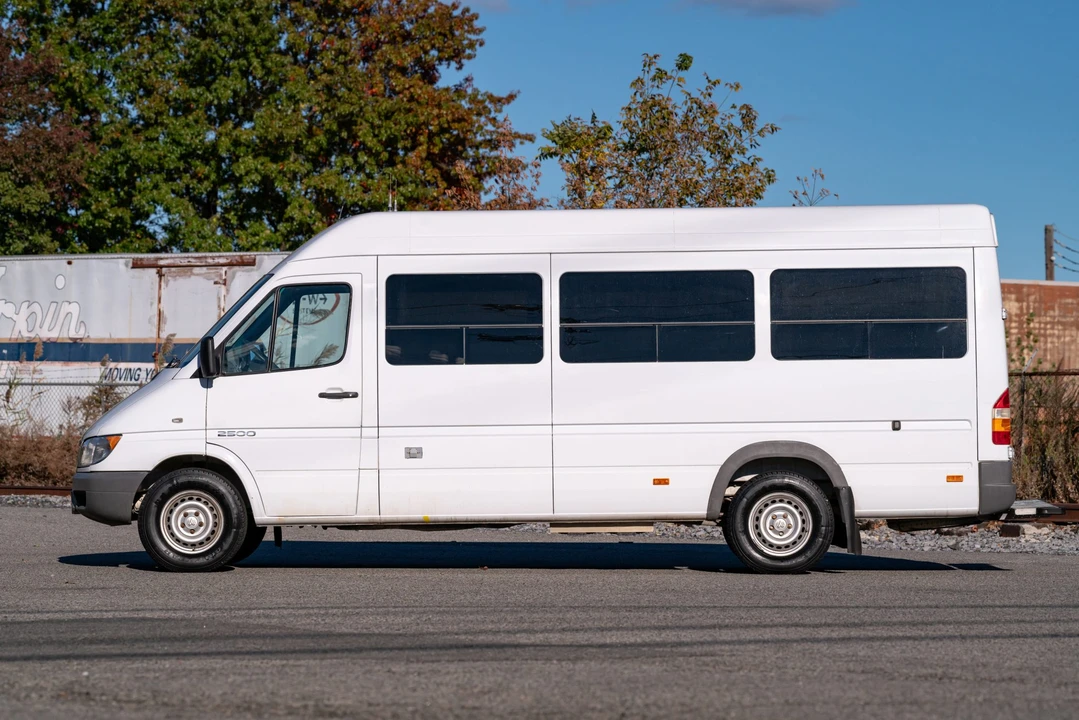 2005 Mercedes-Benz T1N Sprinter - Image 8 of 31