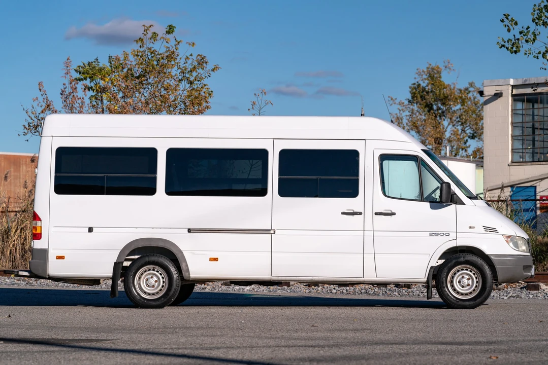 2005 Mercedes-Benz T1N Sprinter - Image 16 of 31
