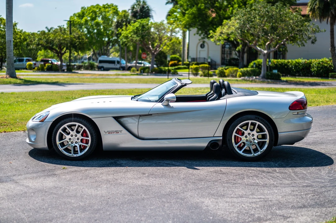 2005 Dodge Viper 3rd Gen - Image 7 of 31