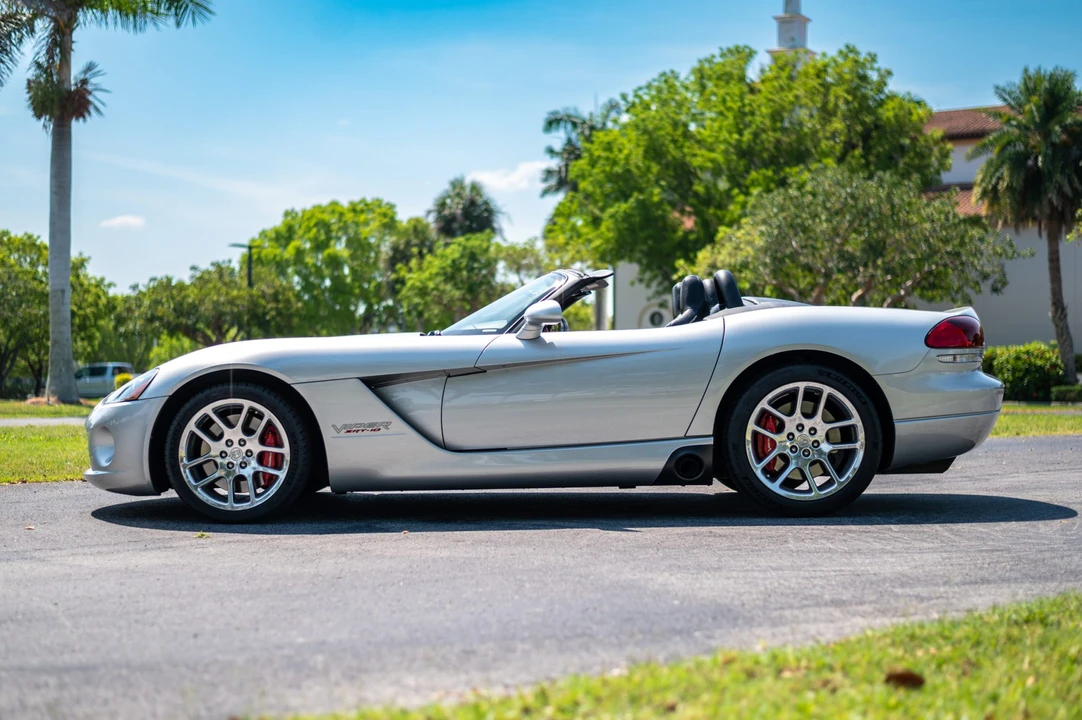 2005 Dodge Viper 3rd Gen - Image 6 of 31