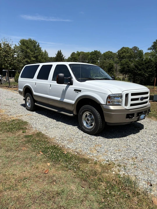 2005 Ford Excursion - Image 6 of 31