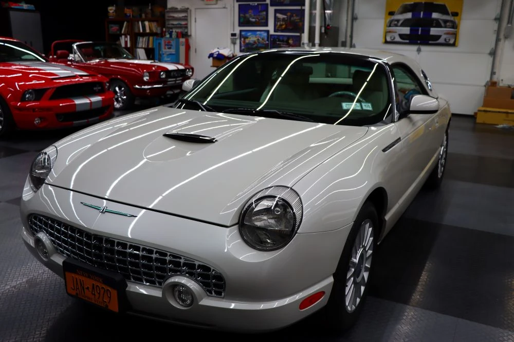 2005 Ford Thunderbird 11th Gen - Image 20 of 31