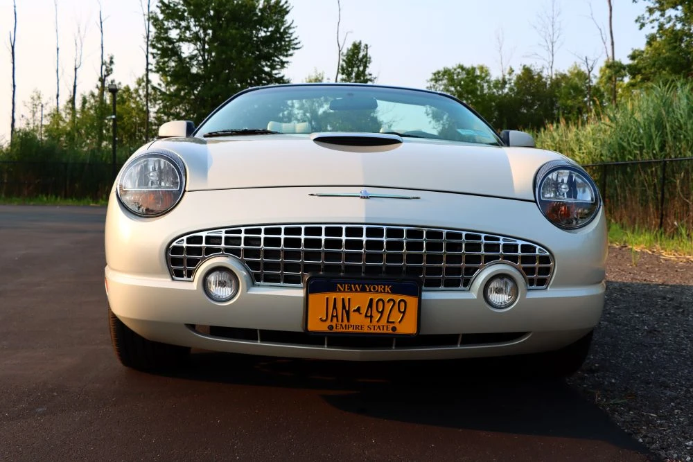 2005 Ford Thunderbird 11th Gen - Image 15 of 31