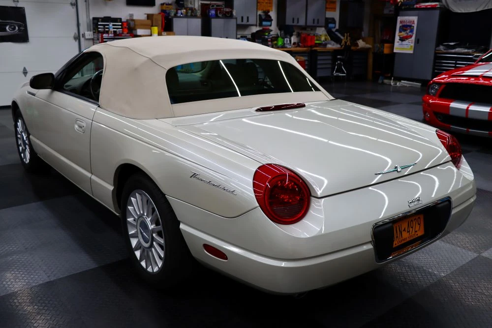 2005 Ford Thunderbird 11th Gen - Image 30 of 31